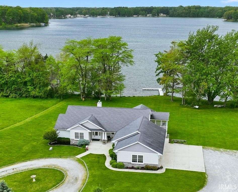 8 Acres of Land with Home for Sale in Howe, Indiana
