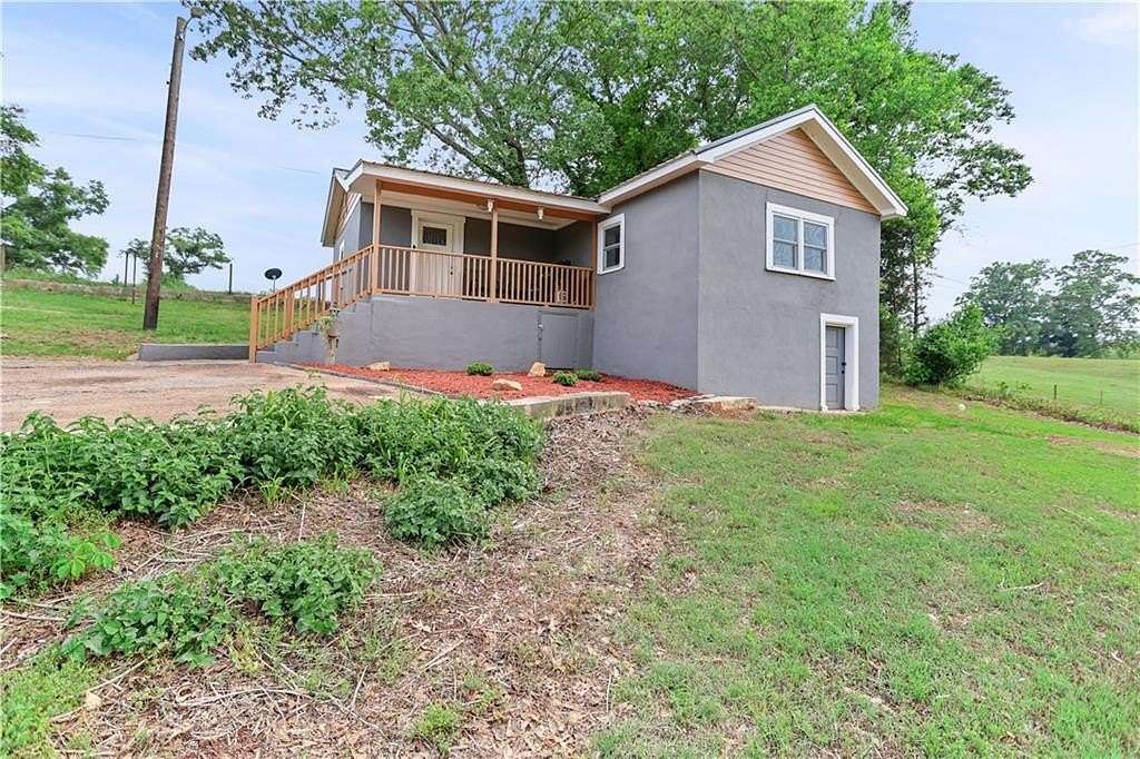 2.23 Acres of Land with Home for Sale in West Point, Georgia