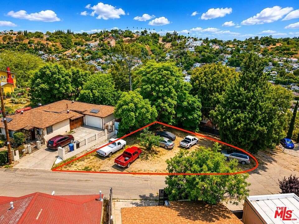 0.1 Acres of Residential Land for Sale in Los Angeles, California