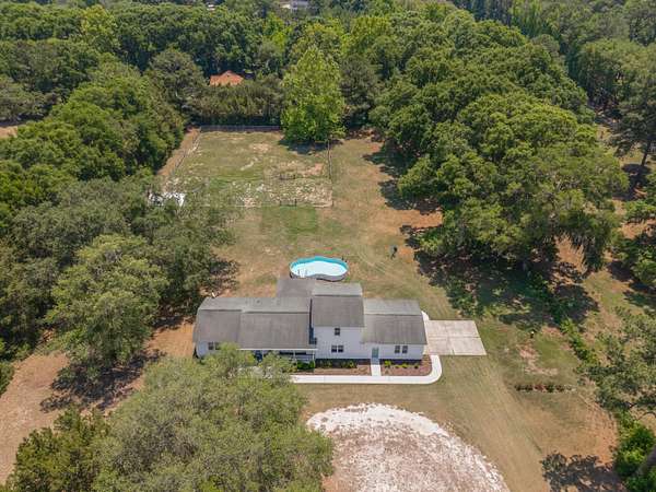 3.3 Acres of Land with Home for Sale in Wadmalaw Island, South Carolina