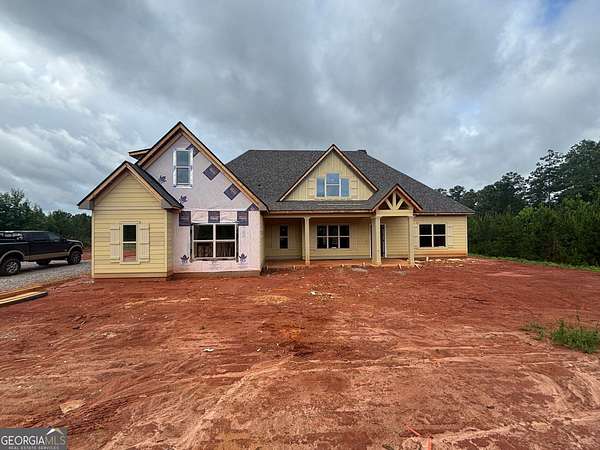 5.64 Acres of Land with Home for Sale in Forsyth, Georgia