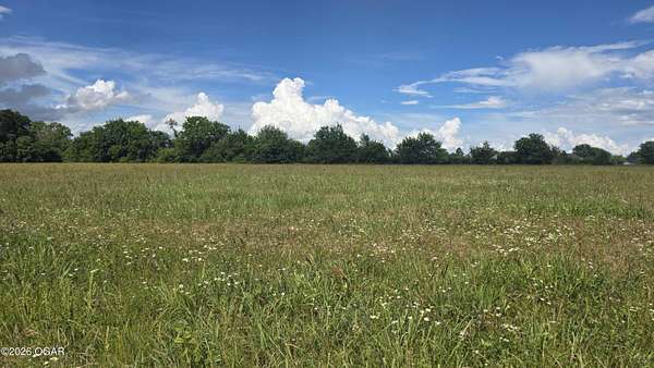 2 Acres of Residential Land for Sale in Carthage, Missouri