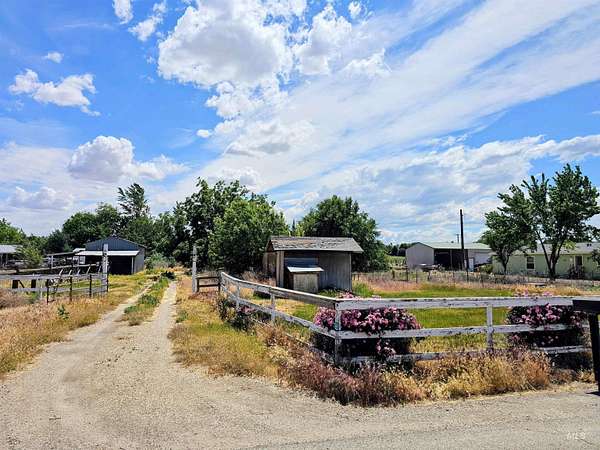 0.9 Acres of Residential Land for Sale in Fruitland, Idaho