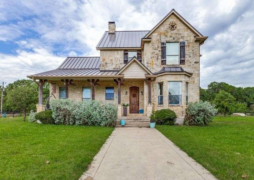 29.5 Acres of Land with Home for Sale in Combine, Texas