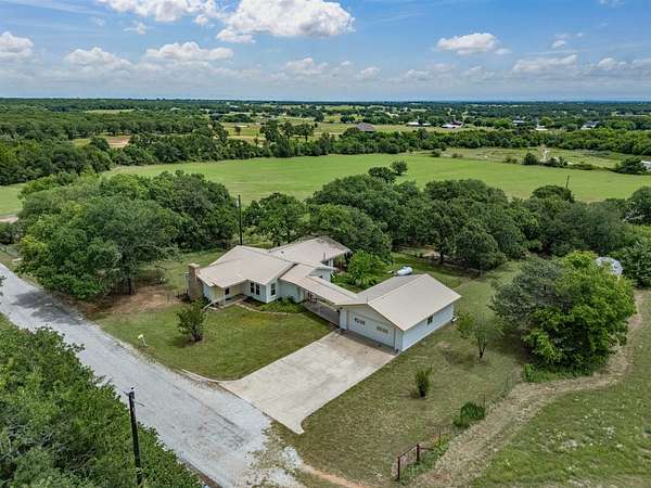 13 Acres of Land with Home for Sale in Bowie, Texas