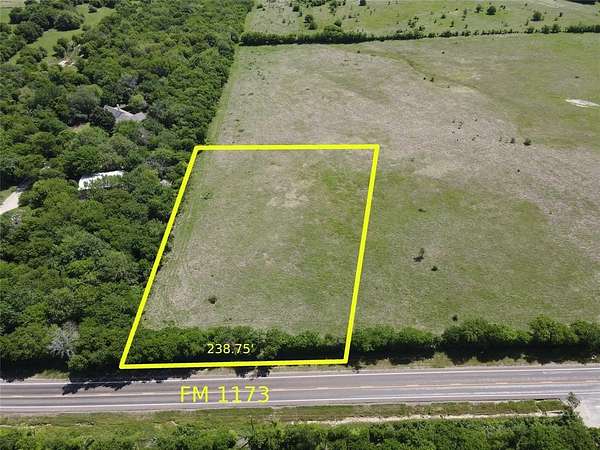 2 Acres of Residential Land for Sale in Krum, Texas