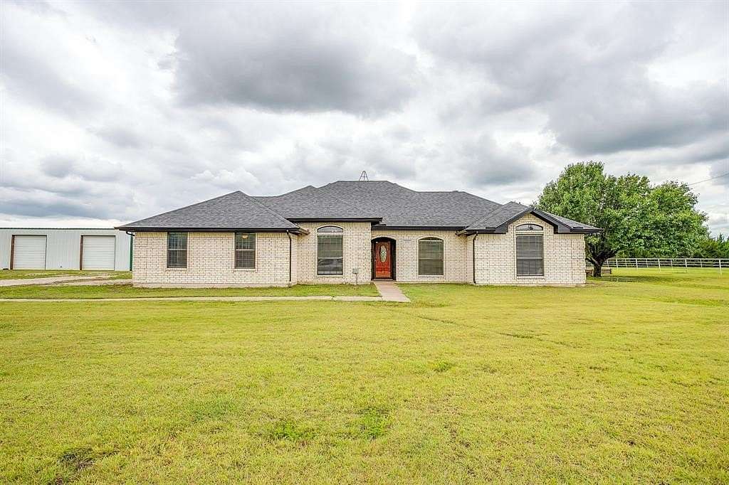 2 Acres of Land with Home for Sale in Palmer, Texas