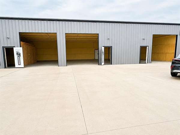 6.82 Acres of Commercial Land for Lease in Greenville, Texas