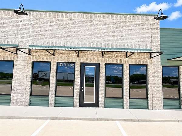 5 Acres of Commercial Land for Lease in Greenville, Texas