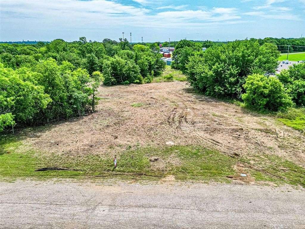 0.92 Acres of Residential Land for Sale in Mansfield, Texas