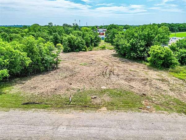0.92 Acres of Residential Land for Sale in Mansfield, Texas