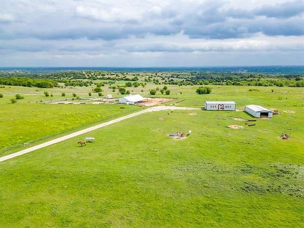 326 Acres of Land with Home for Sale in Weatherford, Texas