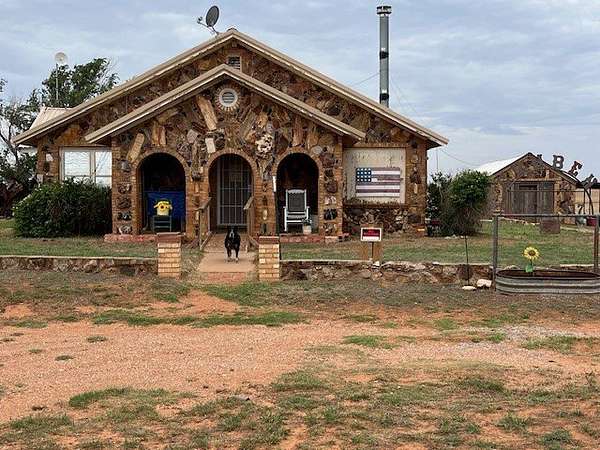 2 Acres of Land with Home for Sale in Rotan, Texas