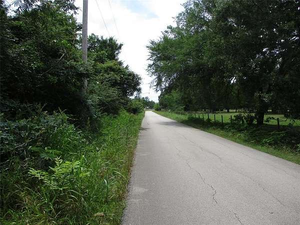 2.85 Acres of Land for Sale in Emory, Texas