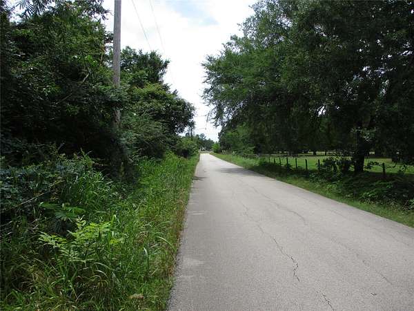 2.85 Acres of Land for Sale in Emory, Texas