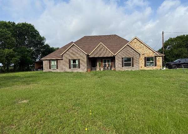 4.17 Acres of Land with Home for Sale in Cumby, Texas