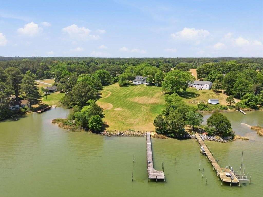 3.9 Acres of Land with Home for Sale in Topping, Virginia