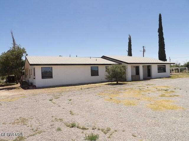 2.58 Acres of Land with Home for Sale in El Paso, Texas
