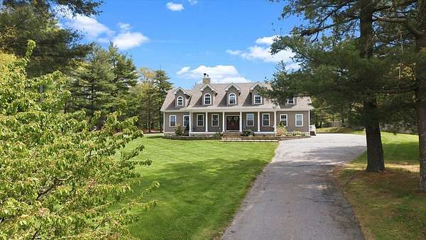 2.75 Acres of Land with Home for Sale in Freetown Town, Massachusetts