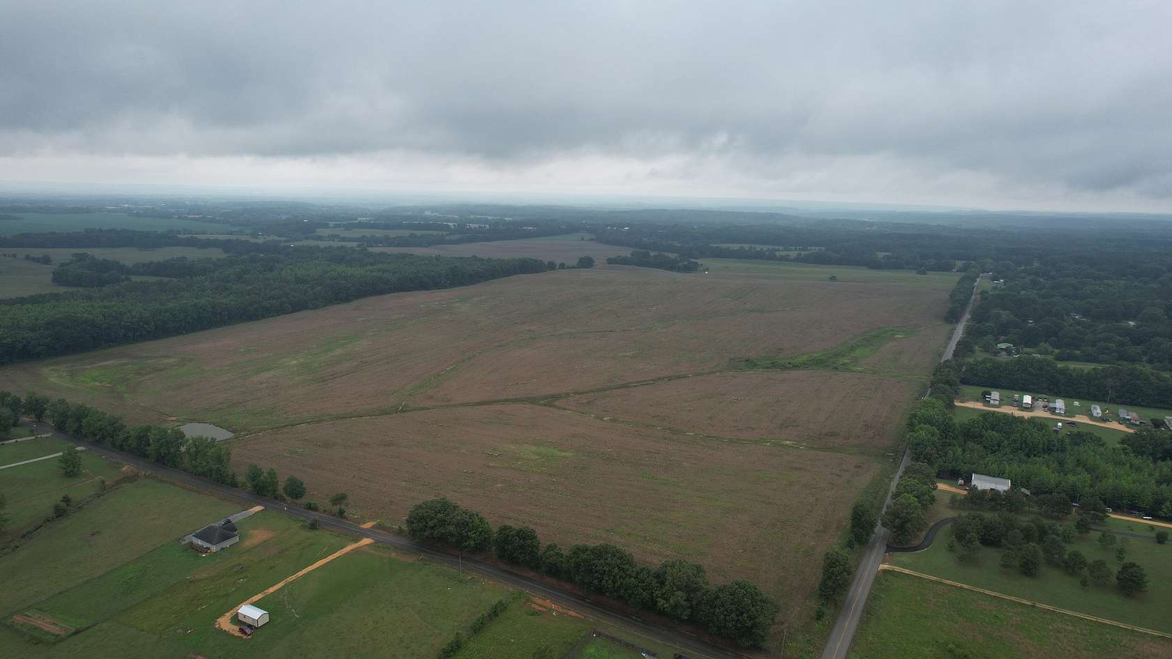 120 Acres of Agricultural & Residential Land for Sale in Florence, Alabama