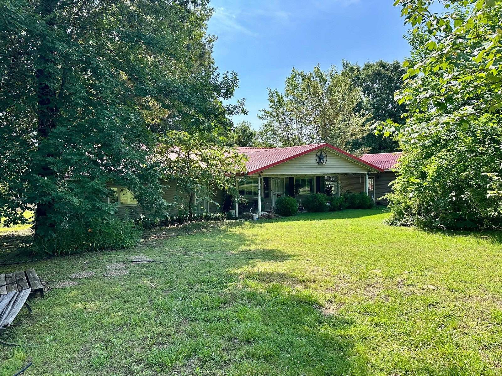 15 Acres of Land with Home for Sale in Pocahontas, Arkansas