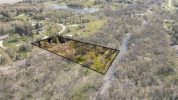 3.2 Acres of Residential Land for Sale in Mantorville Township, Minnesota