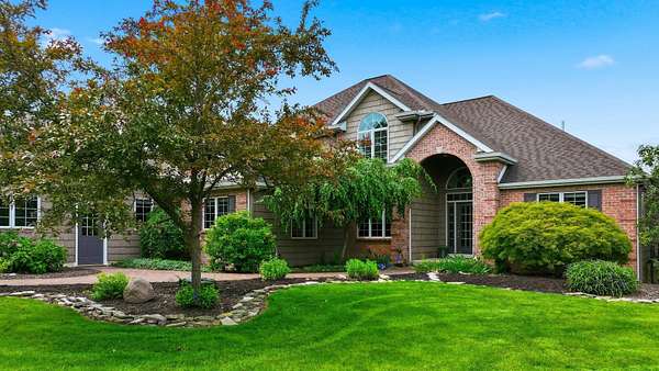 5.3 Acres of Land with Home for Sale in Fort Wayne, Indiana