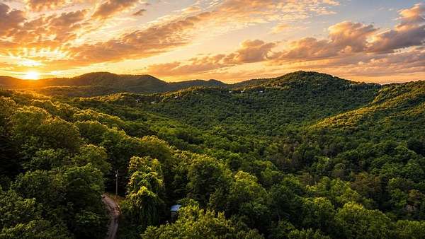 5.58 Acres of Land for Sale in Ellijay, Georgia