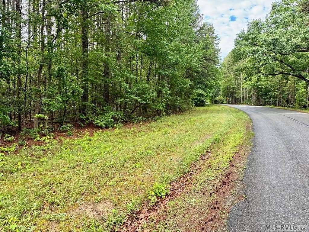 10 Acres of Land for Sale in Clarksville, Virginia