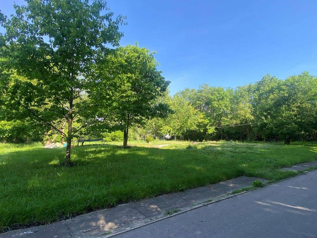 0.47 Acres of Residential Land for Sale in Bellefontaine, Ohio