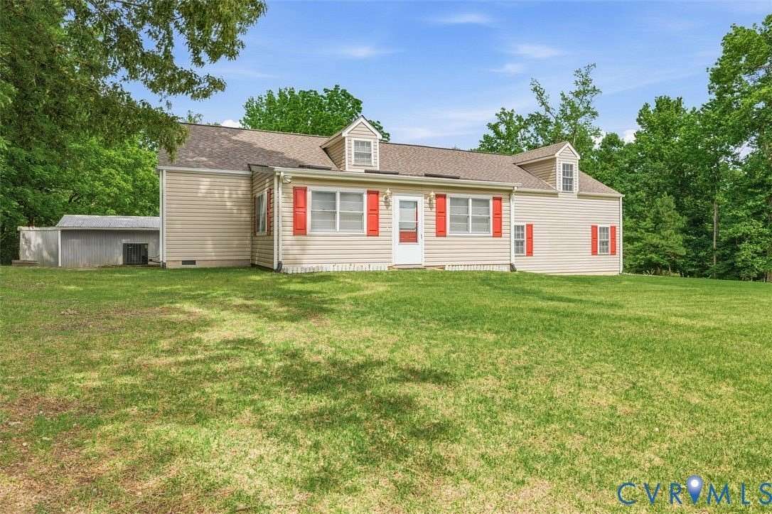 1.86 Acres of Land with Home for Sale in South Chesterfield, Virginia