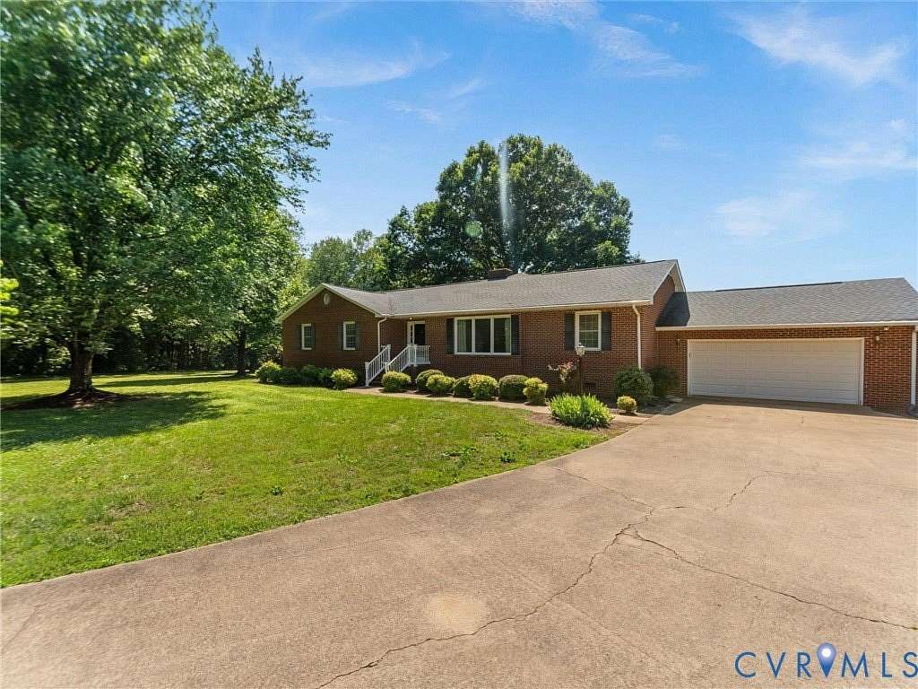 83.2 Acres of Land with Home for Sale in Jetersville, Virginia
