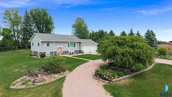 4.62 Acres of Land with Home for Sale in Garretson, South Dakota