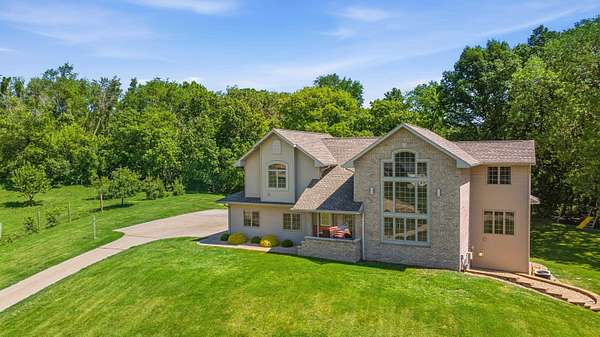 1.58 Acres of Land with Home for Sale in Dubuque, Iowa