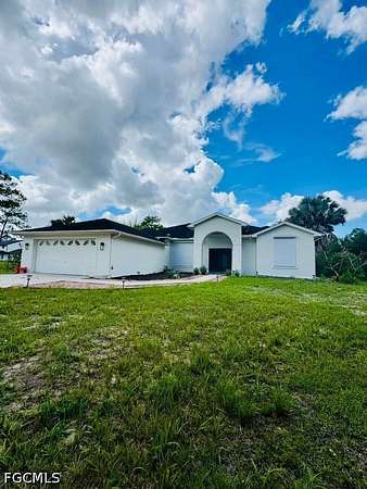 7 Acres of Land with Home for Sale in Alva, Florida