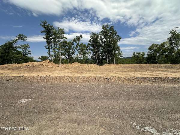 0.33 Acres of Residential Land for Sale in Tazewell, Tennessee