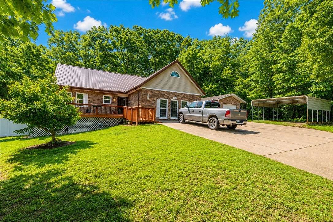 4 Acres of Land with Home for Sale in Cassville, Missouri