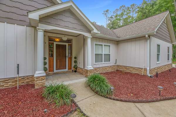 1.74 Acres of Land with Home for Sale in Havana, Florida