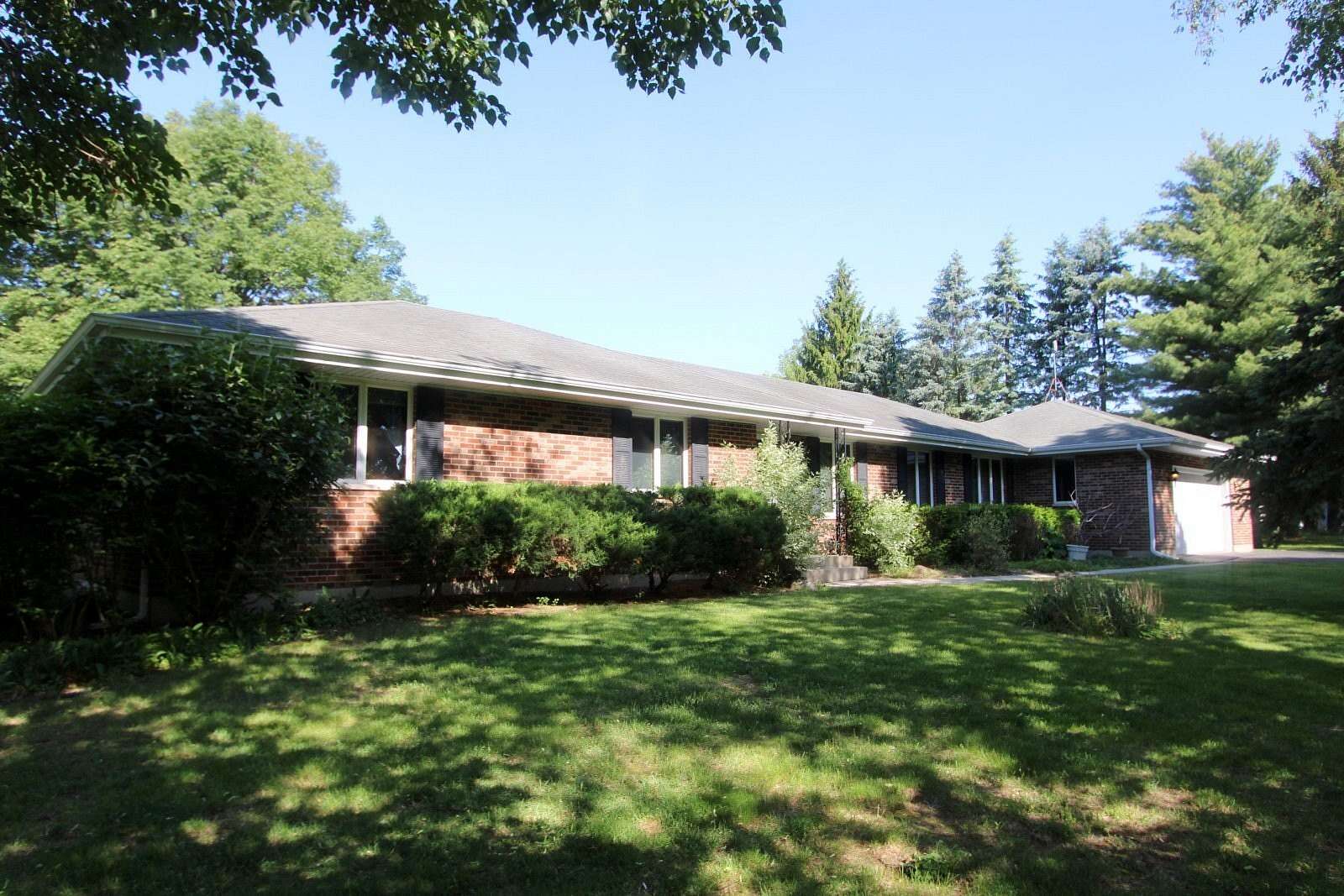 5.16 Acres of Land with Home for Sale in Woodstock, Illinois