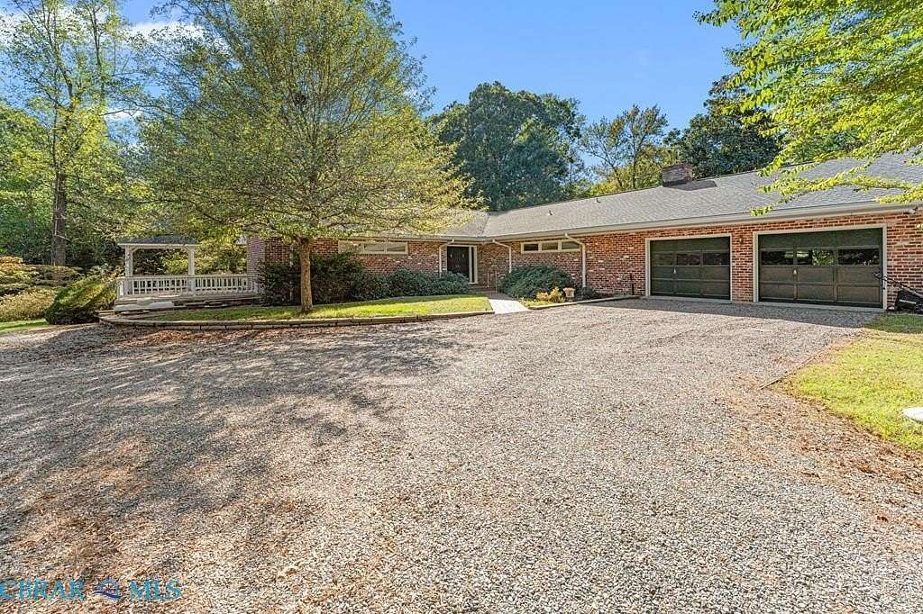 4.74 Acres of Land with Home for Sale in Kilmarnock, Virginia
