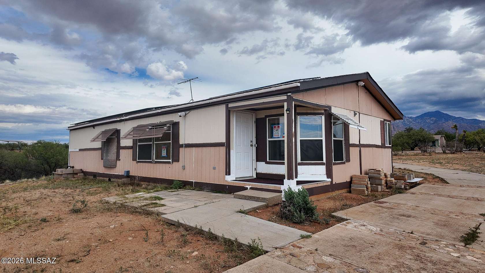 4.16 Acres of Land with Home for Sale in Amado, Arizona