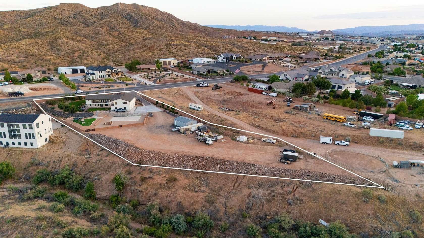 2 Acres of Land with Home for Sale in Washington, Utah