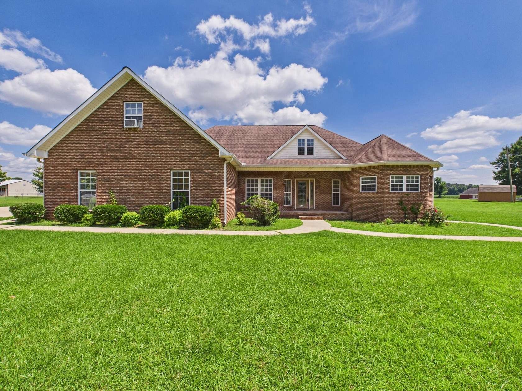 1.7 Acres of Land with Home for Sale in Columbus, Mississippi