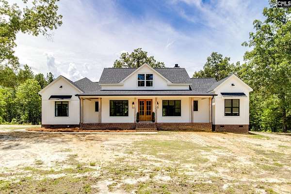 12 Acres of Land with Home for Sale in Camden, South Carolina