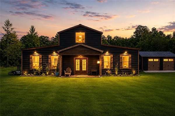 10.3 Acres of Land with Home for Sale in Newington, Georgia