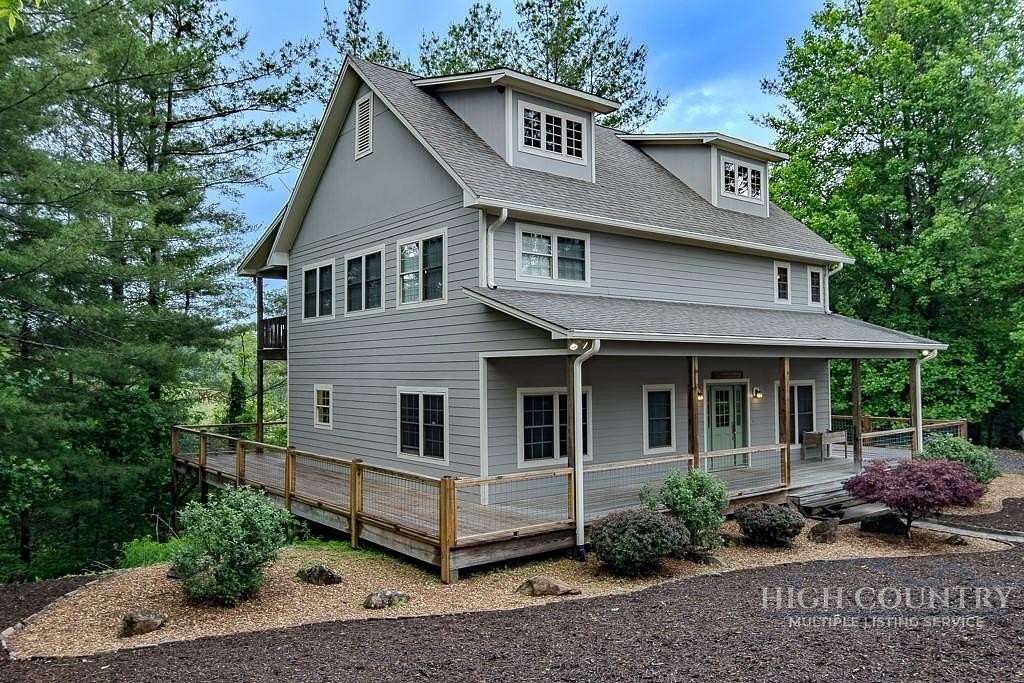 2.77 Acres of Land with Home for Sale in Jefferson, North Carolina