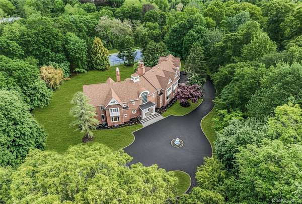 5.37 Acres of Land with Home for Sale in Old Westbury, New York