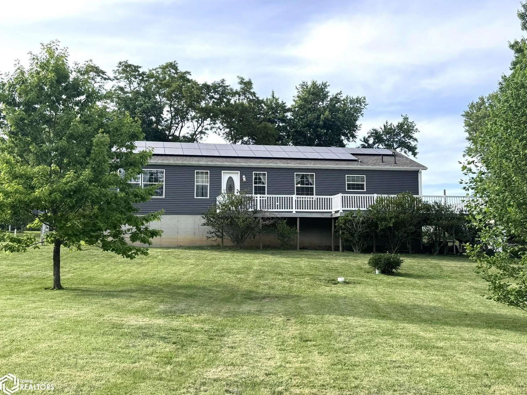3 Acres of Land with Home for Sale in Numa, Iowa