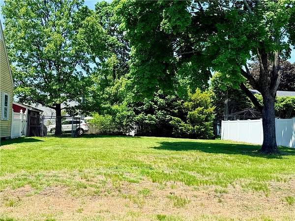 0.12 Acres of Residential Land for Sale in Pawtucket, Rhode Island