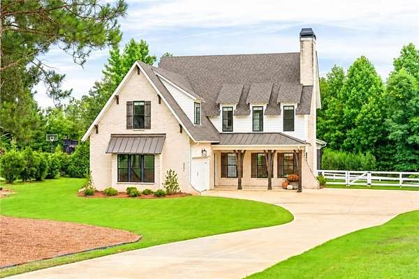 3 Acres of Land with Home for Sale in Auburn, Alabama